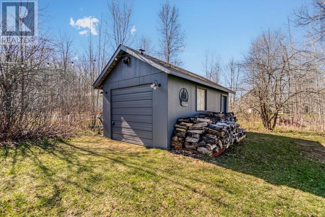 35 Maplewood Trail, Kagawong, Ontario  P0P 1J0 - Photo 15 - 2127700