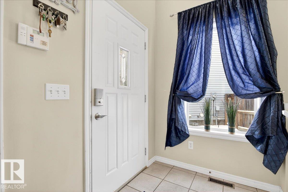 3518 18 St Nw, Edmonton, Alberta  T6T 1Z1 - Photo 7 - E4487860