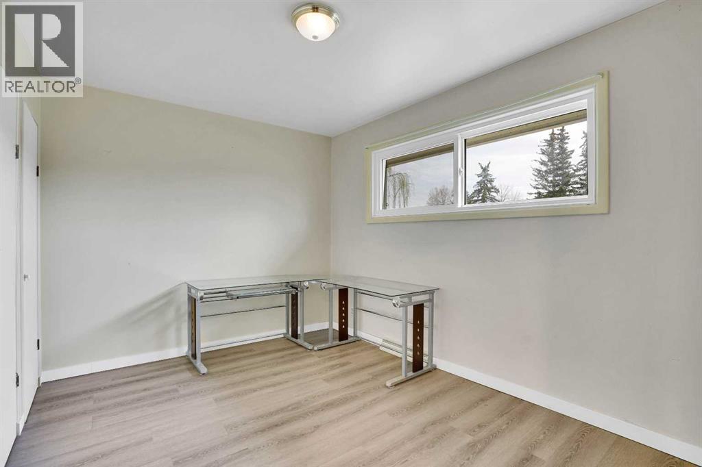 8316 43 Avenue NW, Calgary, Alberta  T3B 1X9 - Photo 15 - A2308433
