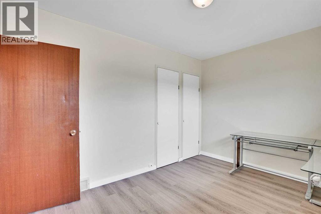 8316 43 Avenue NW, Calgary, Alberta  T3B 1X9 - Photo 16 - A2308433