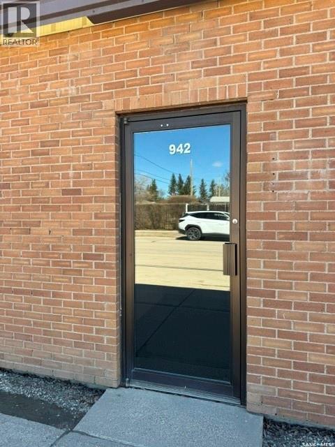 942 7th Avenue, Humboldt, Saskatchewan  S0K 2A0 - Photo 3 - SK035761
