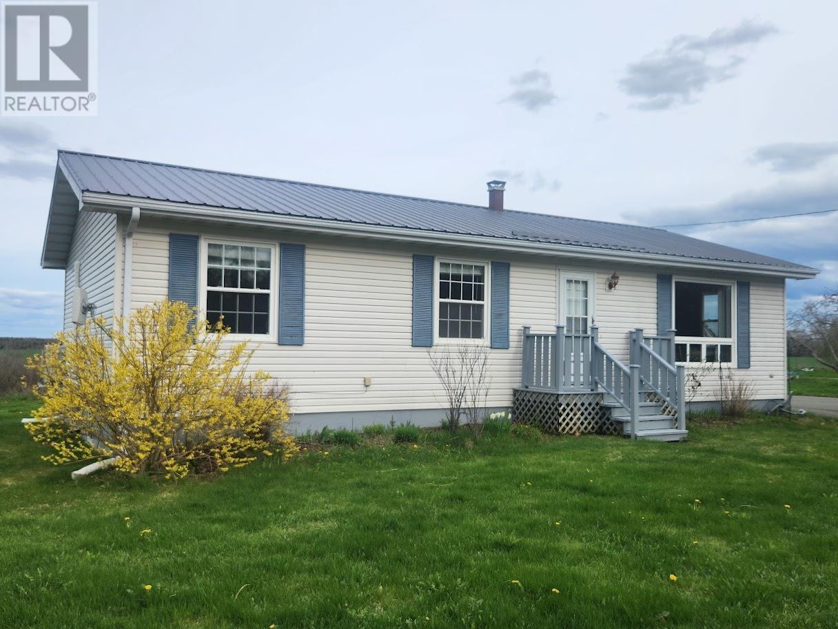 3592 Trans Canada Hwy, South Pinette, Prince Edward Island  C0A 1R0 - Photo 2 - 202523323