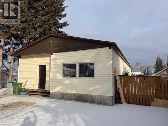 7106 South Glen Avenue, Edson, Alberta  T7E 1M9 - Photo 2 - A2282187