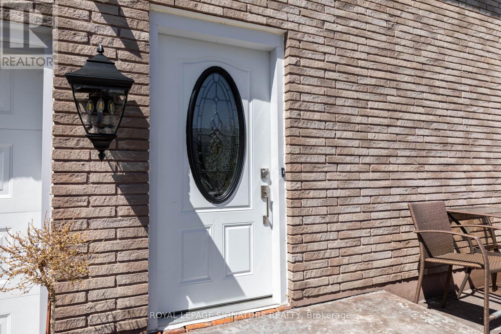 34 KINGSWOOD DRIVE E, Clarington, Ontario