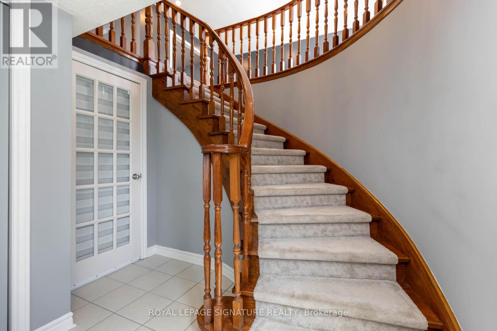 34 Kingswood Drive E, Clarington, Ontario  L1E 1G2 - Photo 3 - E13130962
