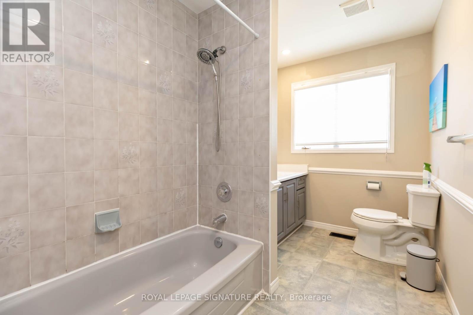 34 Kingswood Drive E, Clarington, Ontario  L1E 1G2 - Photo 24 - E13130962