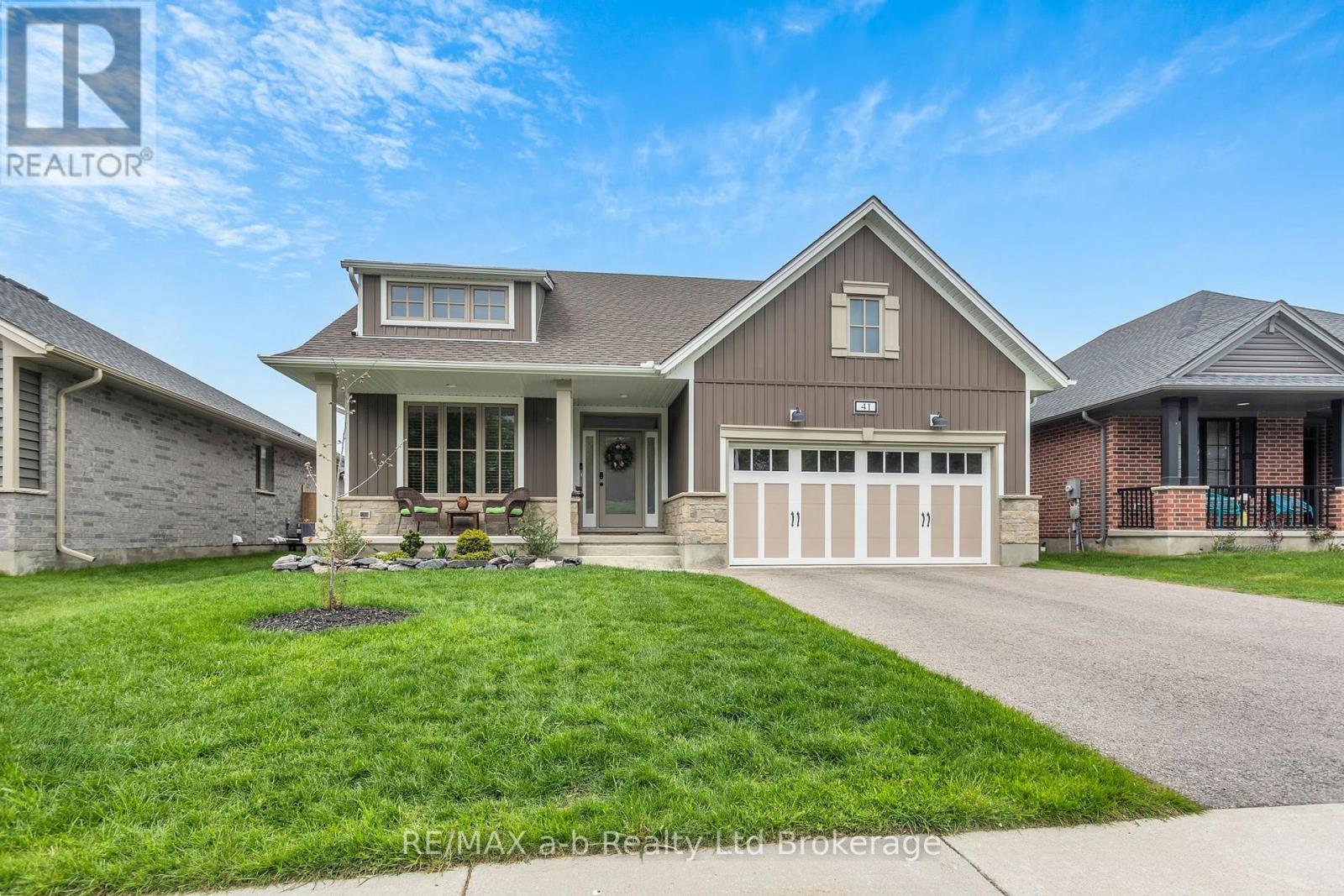 41 Lowrie Crescent, Tillsonburg, Ontario  N4G 0H5 - Photo 2 - X13131382