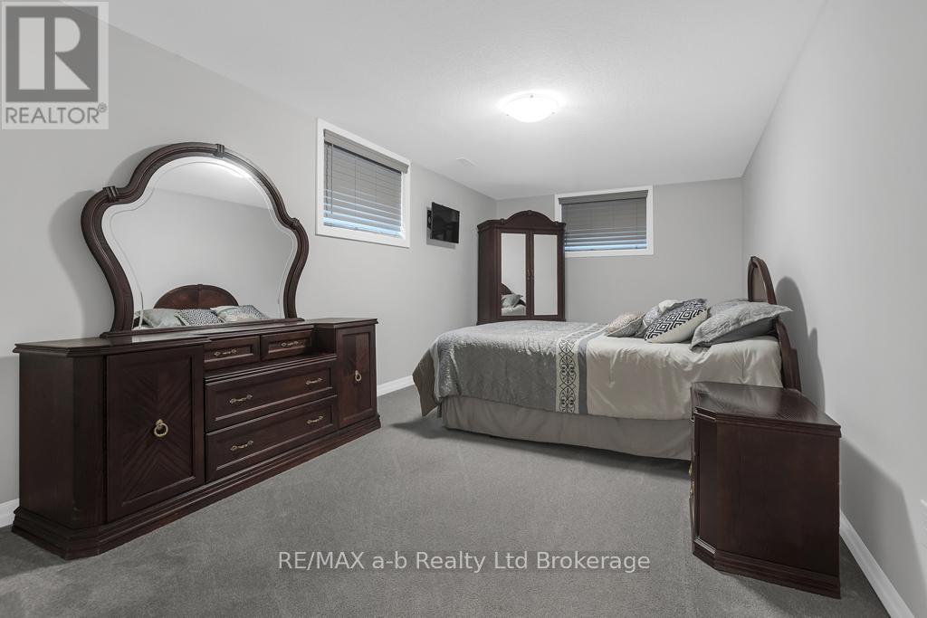 41 Lowrie Crescent, Tillsonburg, Ontario  N4G 0H5 - Photo 24 - X13131382