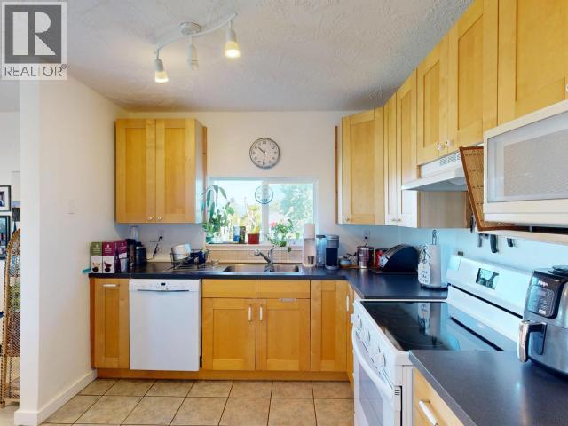 7209 Jordan Street, Powell River, British Columbia  V8A 1N2 - Photo 24 - 19873