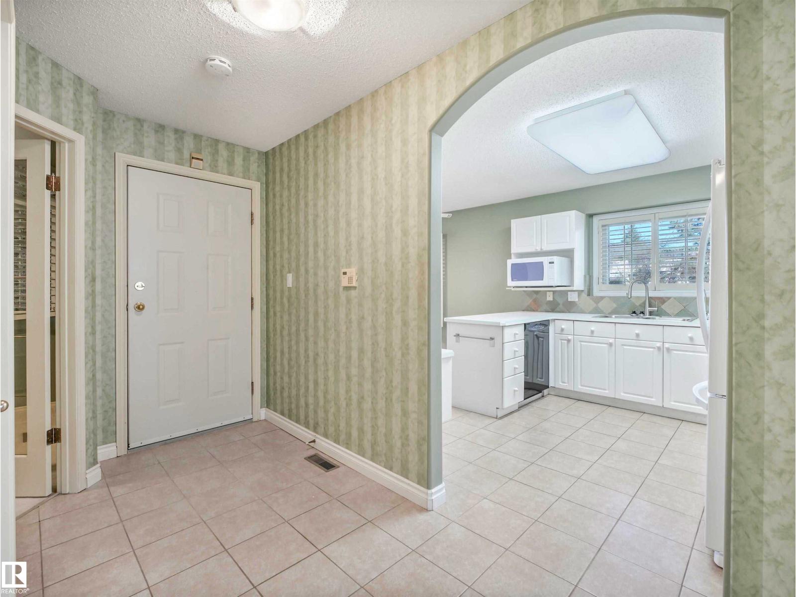146 Oeming Rd Nw, Edmonton, Alberta  T6R 2G5 - Photo 9 - E4487730