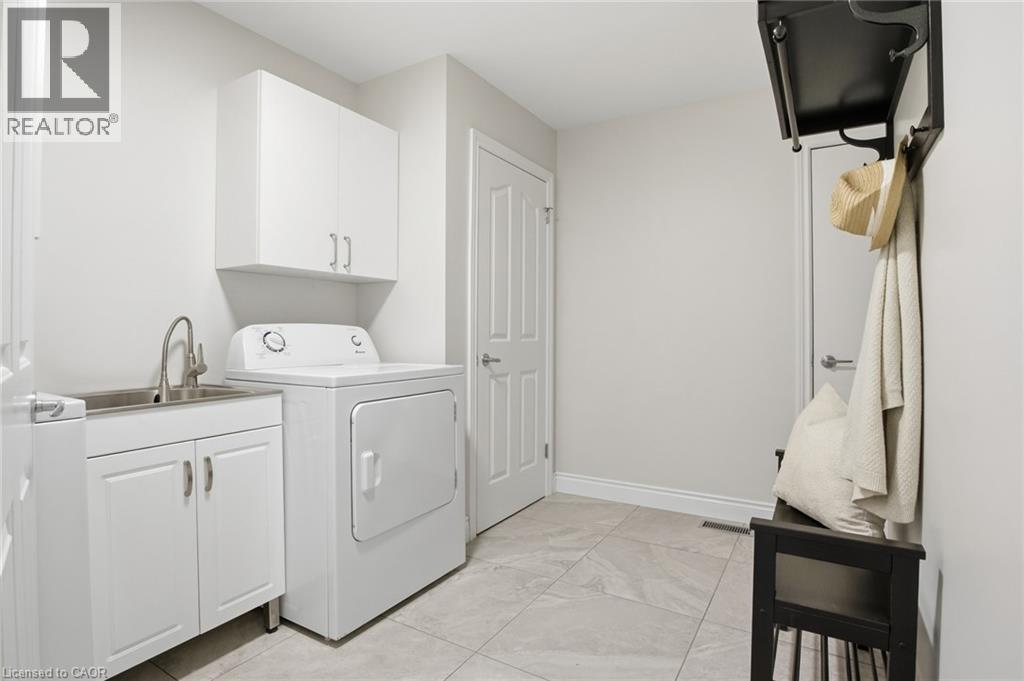 20 Huntingdale Place W, Kitchener, Ontario  N2A 3K6 - Photo 23 - 40828995