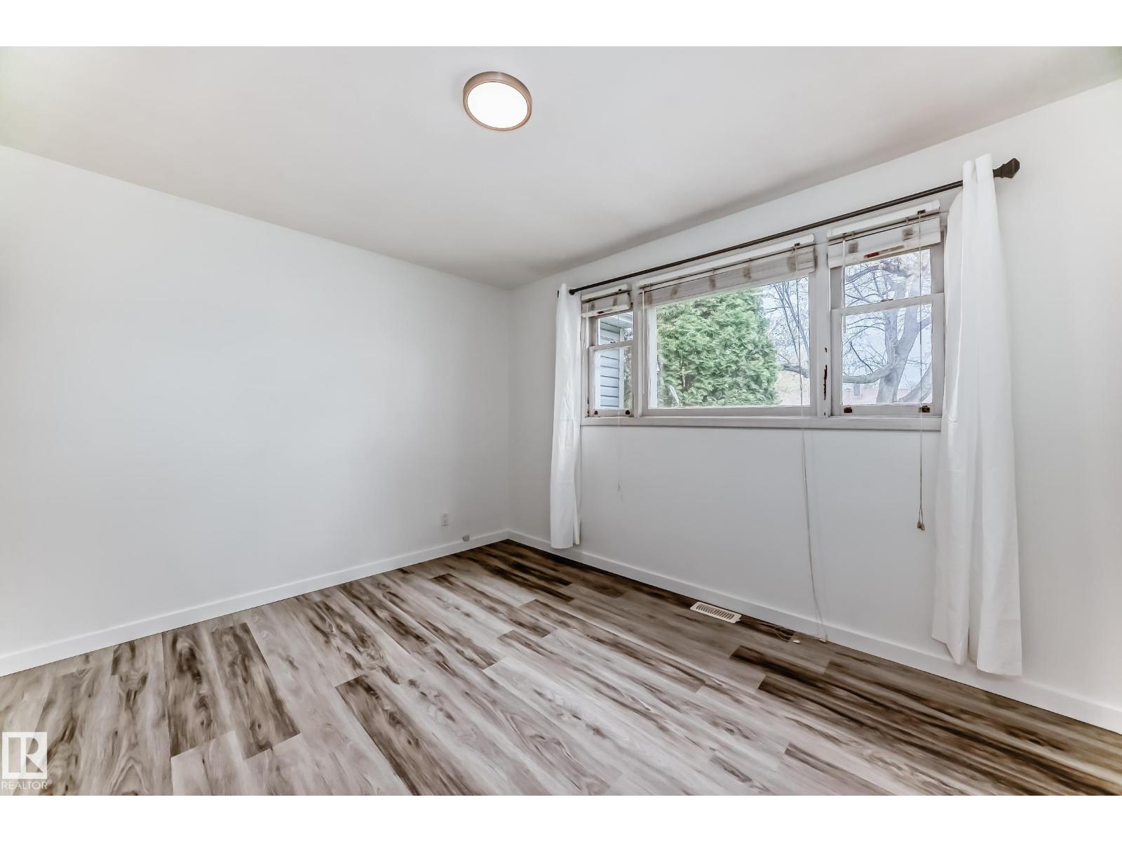 Unknown Address, ,     - Photo 13 - E4487869