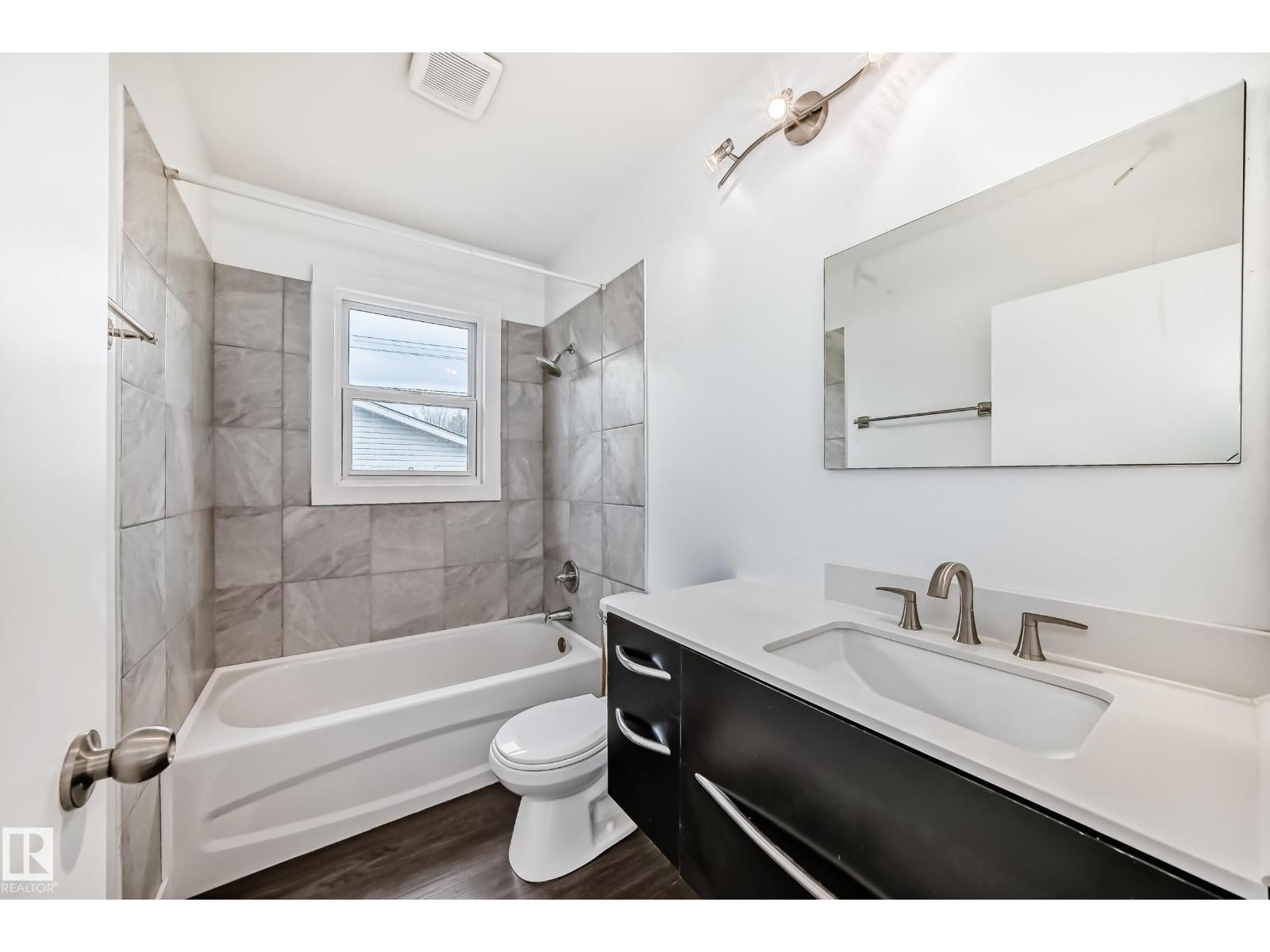 Unknown Address, ,     - Photo 18 - E4487869