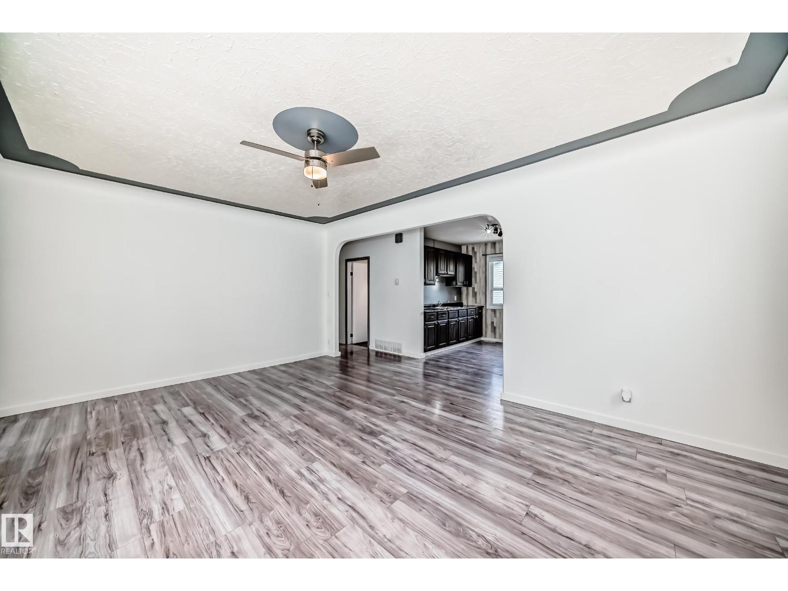 Unknown Address, ,     - Photo 9 - E4487869