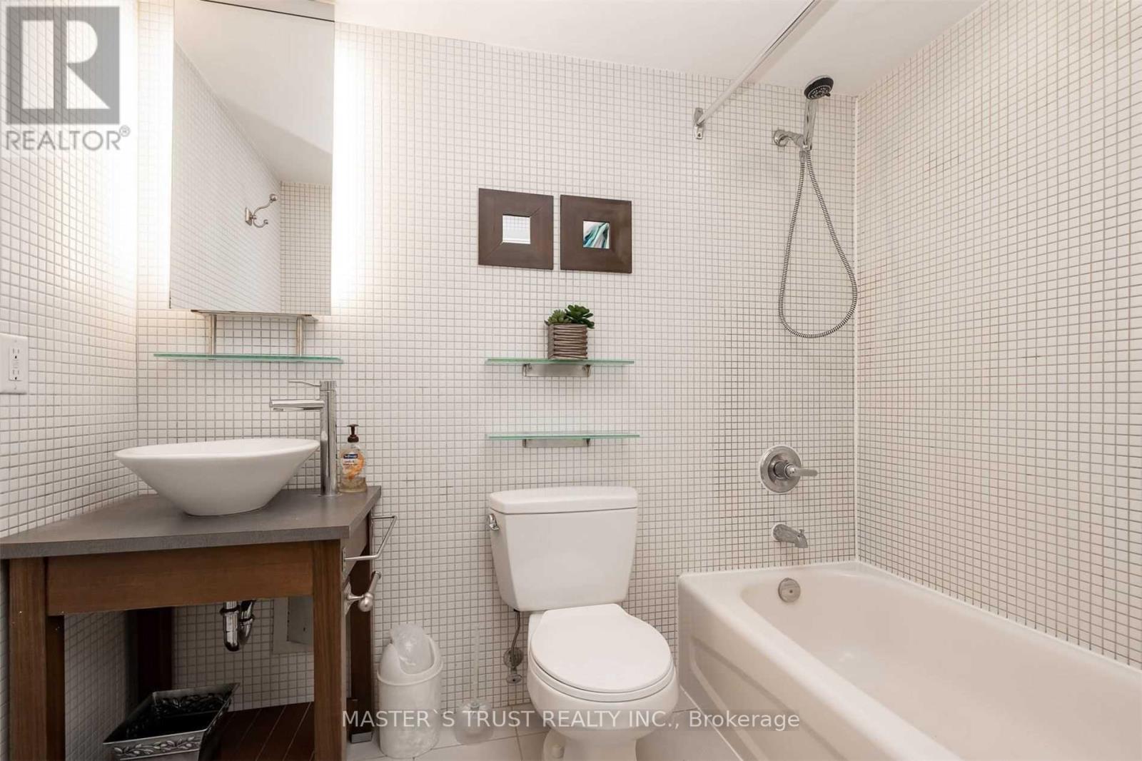 705 - 8 Colborne Street, Toronto, Ontario  M5E 1E1 - Photo 9 - C13131380