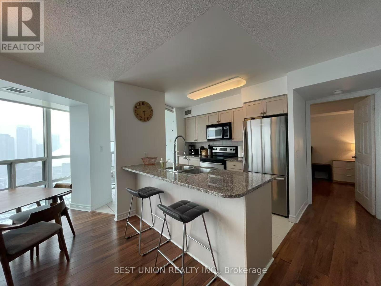 3511 - 30 Grand Trunk Crescent, Toronto, Ontario  M5J 3A4 - Photo 4 - C13131414