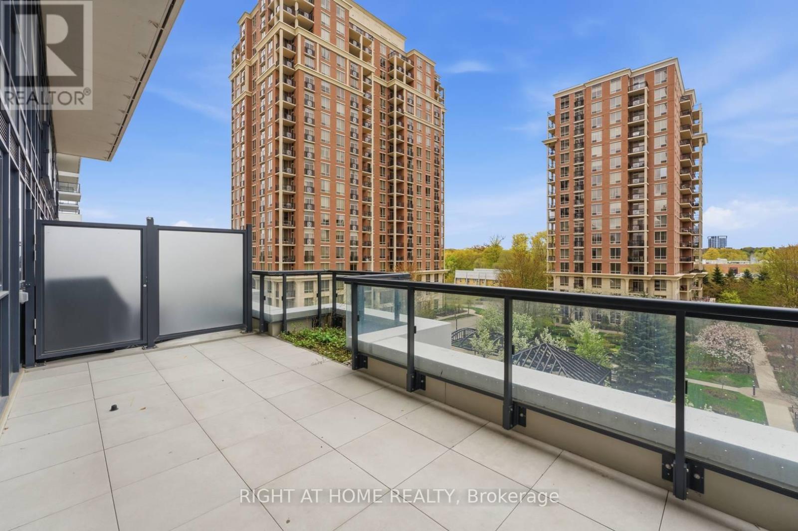 544 - 20 Inn On The Park Drive, Toronto, Ontario  M3C 0P8 - Photo 16 - C13131436