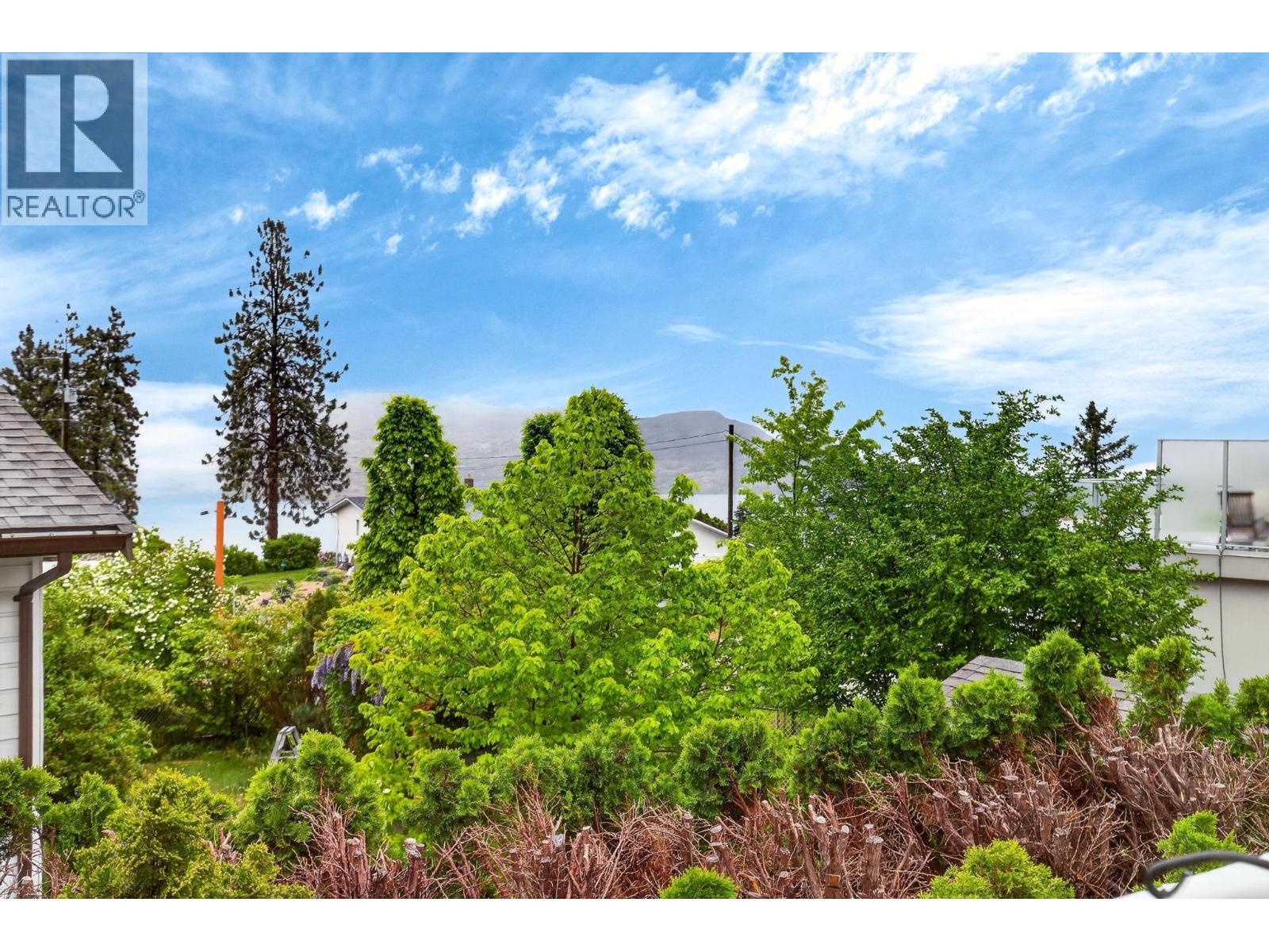 5957 Turner Avenue, Peachland, British Columbia  V0H 1X4 - Photo 35 - 10387209