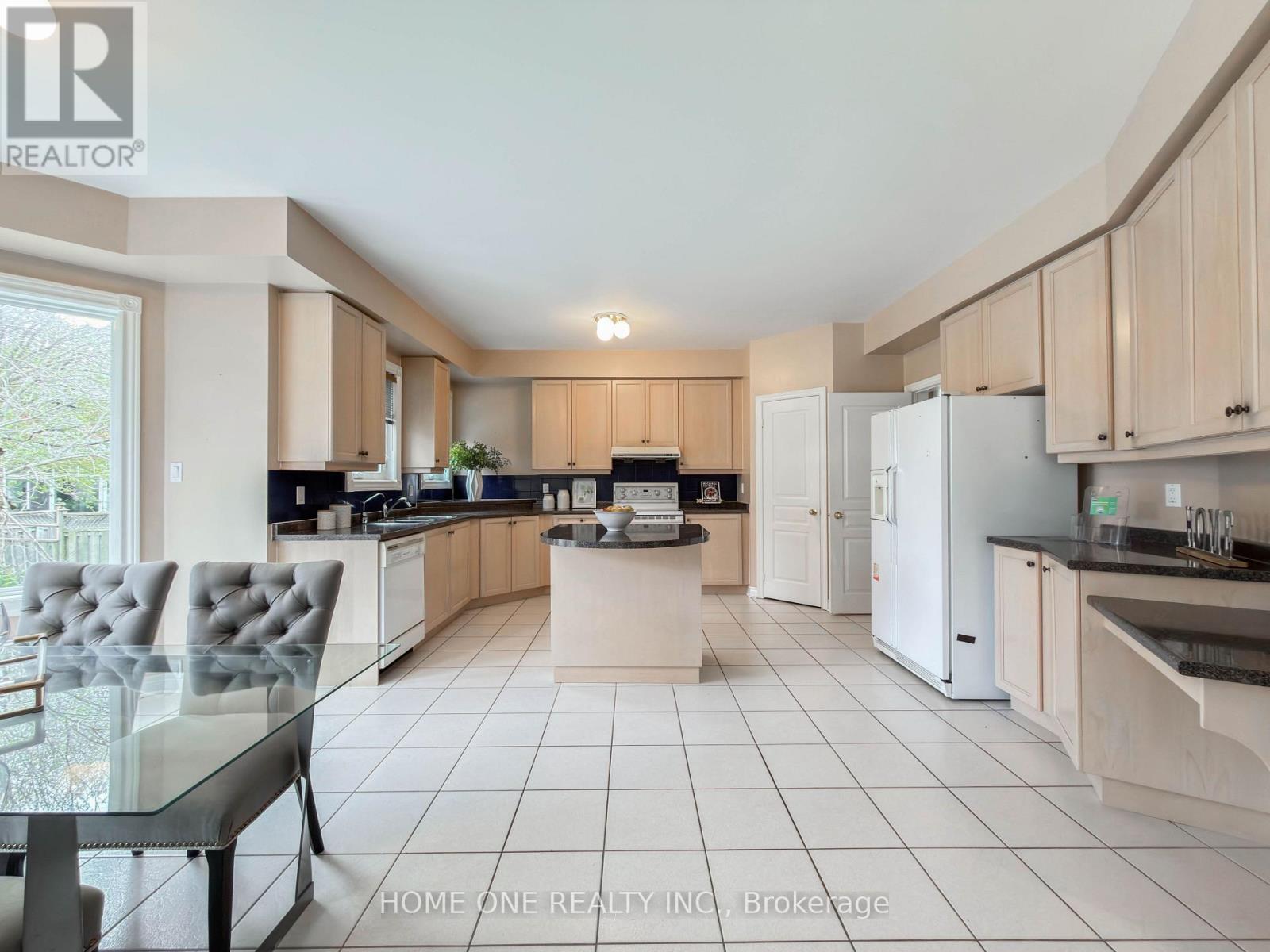 27 Moses Crescent, Markham (Cachet), Ontario  L6C 1S5 - Photo 14 - N13131490