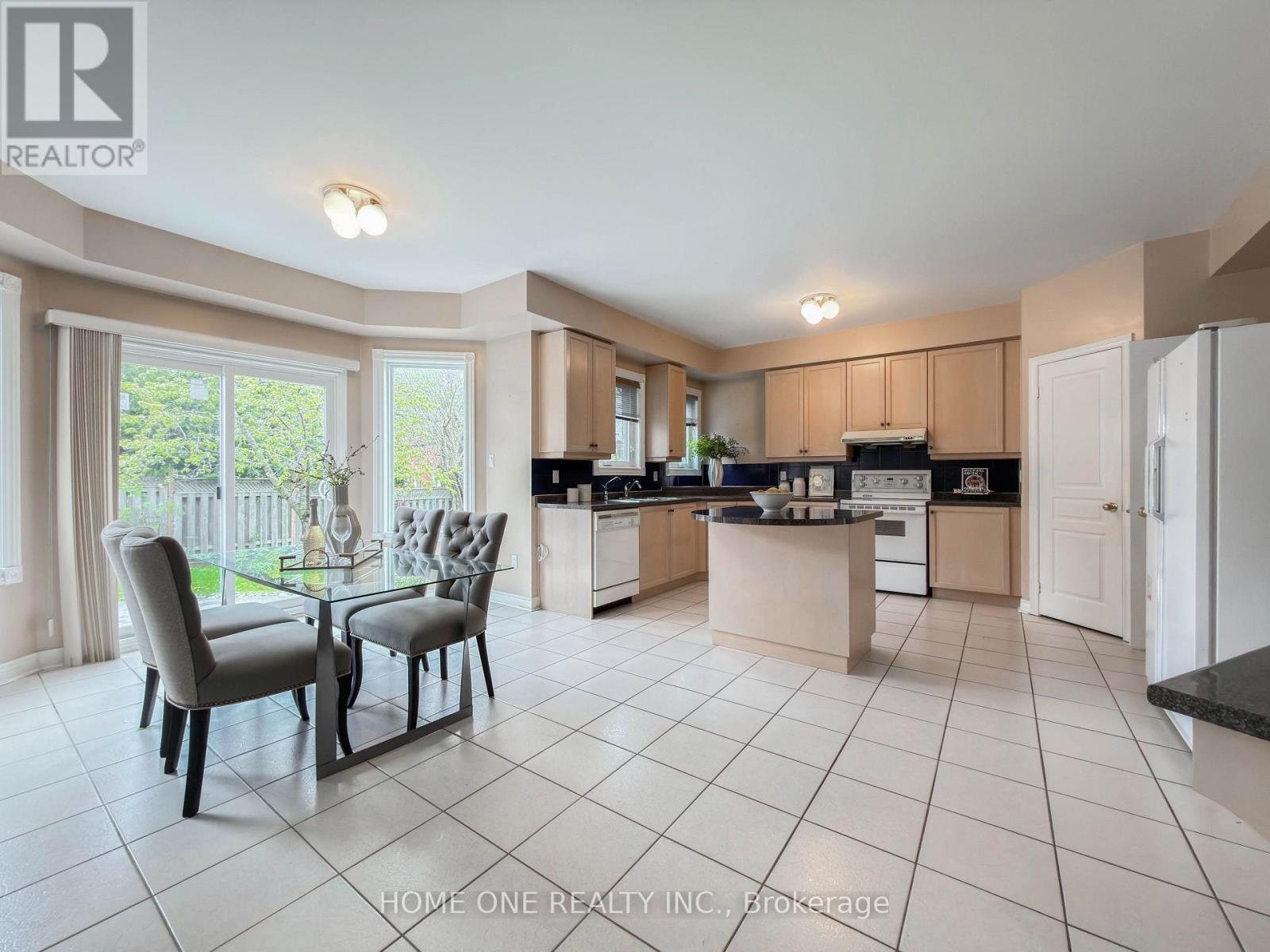 27 Moses Crescent, Markham (Cachet), Ontario  L6C 1S5 - Photo 15 - N13131490