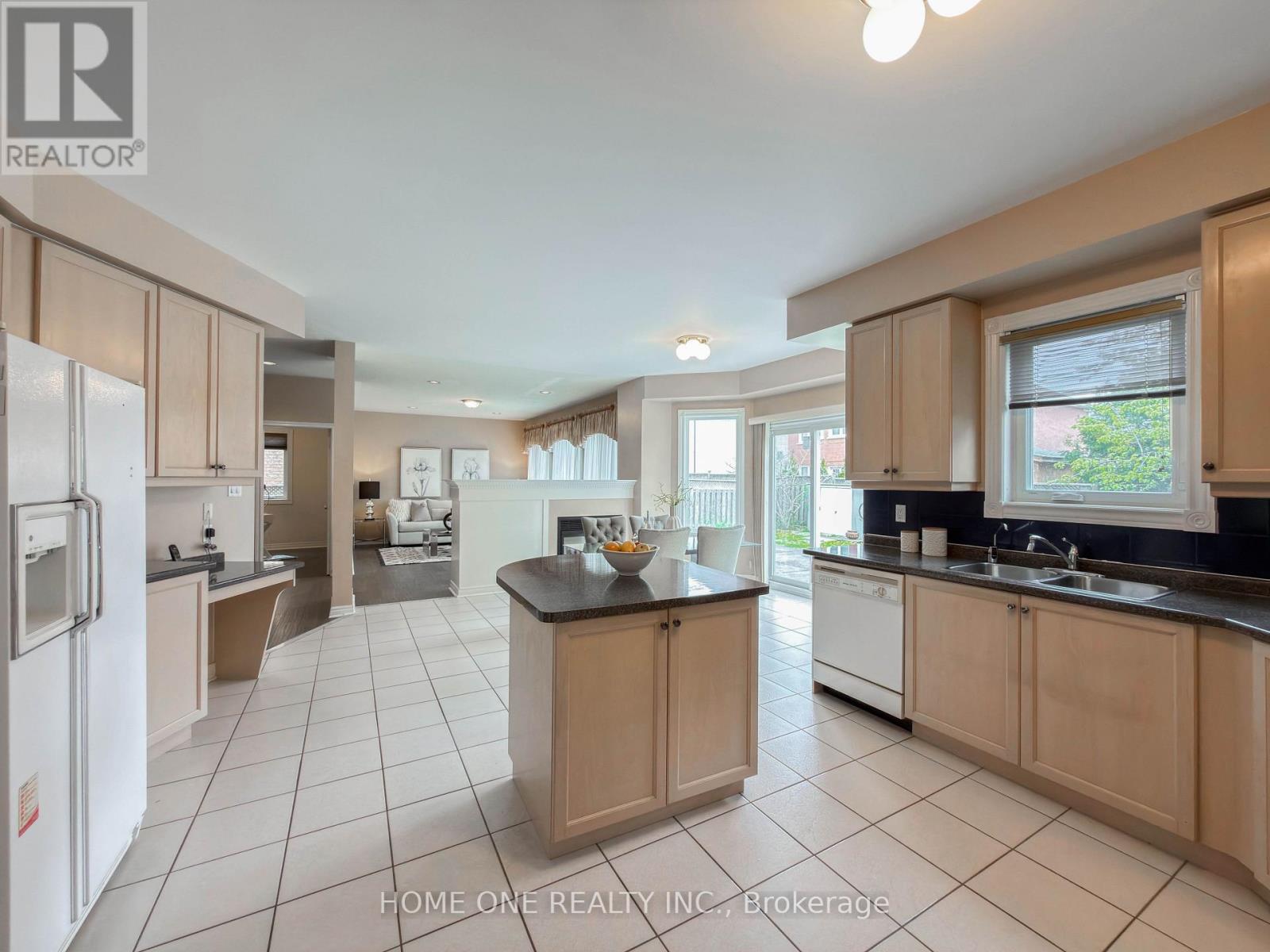 27 Moses Crescent, Markham (Cachet), Ontario  L6C 1S5 - Photo 16 - N13131490
