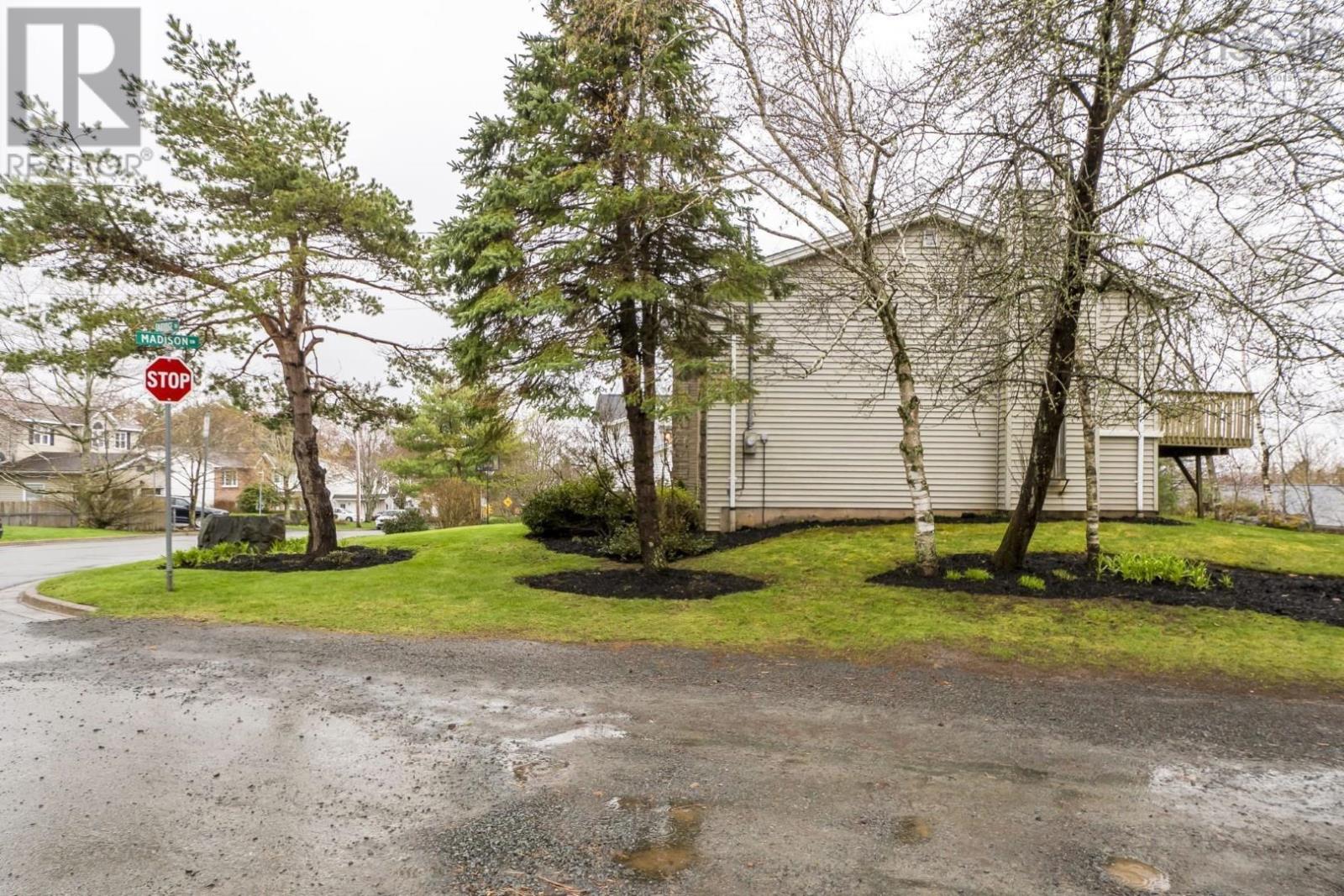 52 Madison Drive, Bedford, Nova Scotia  B4A 3V4 - Photo 44 - 202610664