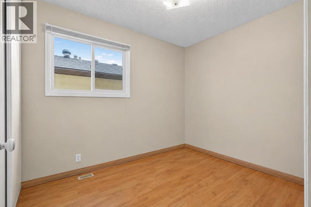 27 Bedford Road Ne, Calgary, Alberta  T3K 2K7 - Photo 15 - A2296242