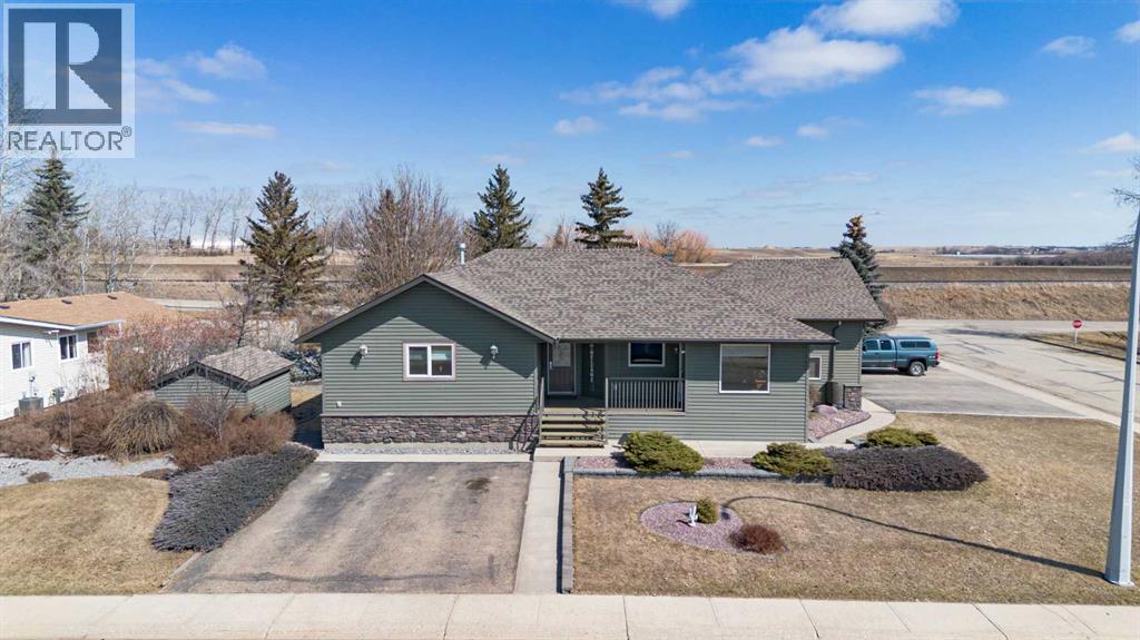 5404 49a Avenue, Alix, Alberta  T0C 0B0 - Photo 4 - A2301574