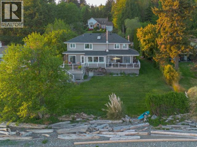 8745 Patricia Road, Powell River, British Columbia   - Photo 2 - 19450