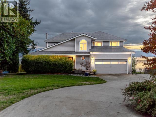 8745 Patricia Road, Powell River, British Columbia   - Photo 11 - 19450