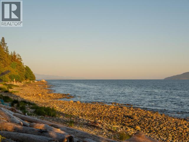 8745 Patricia Road, Powell River, British Columbia   - Photo 89 - 19450