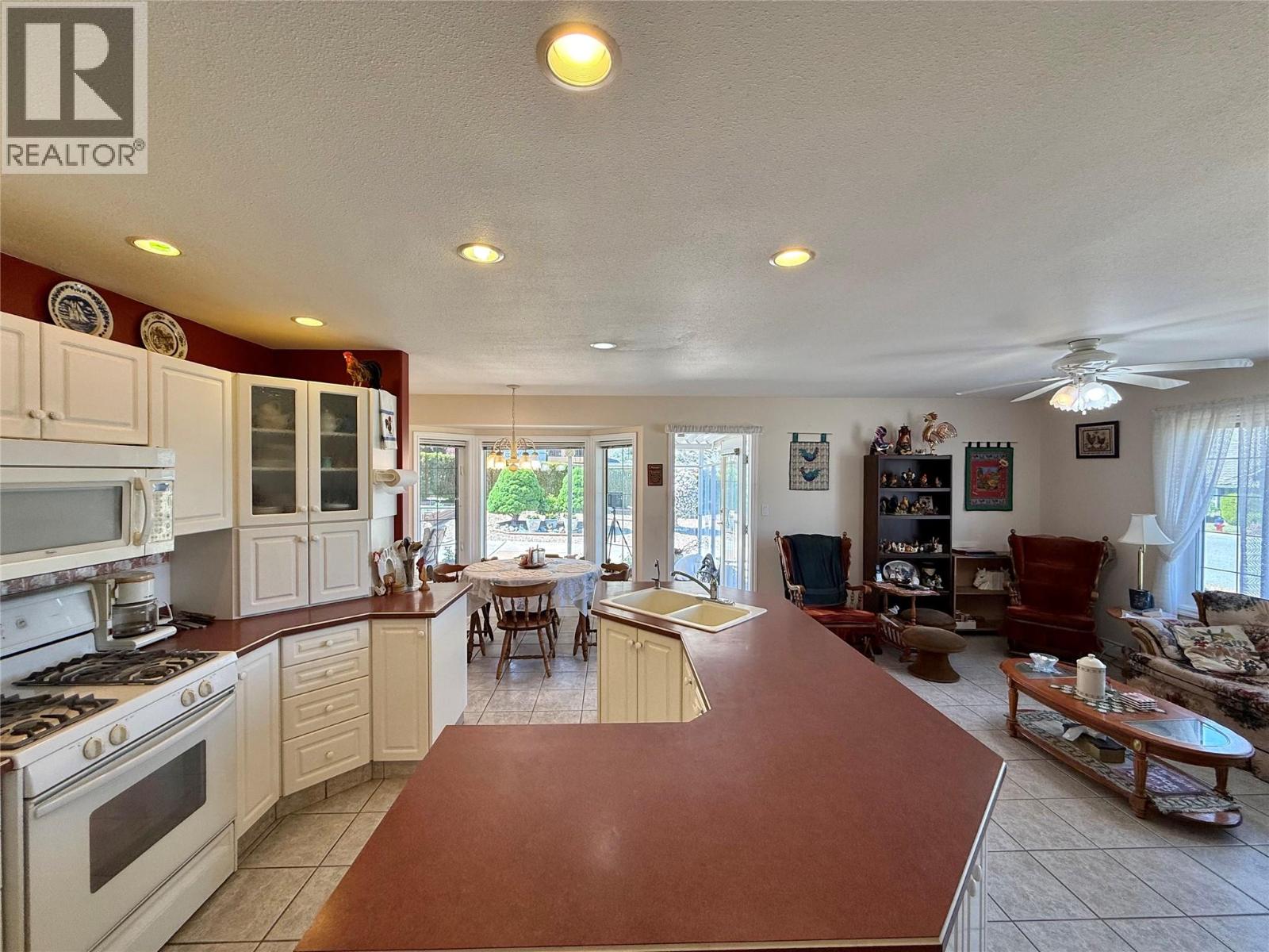 11900 Olympic View, Osoyoos, British Columbia  V0H 1V4 - Photo 24 - 10387092
