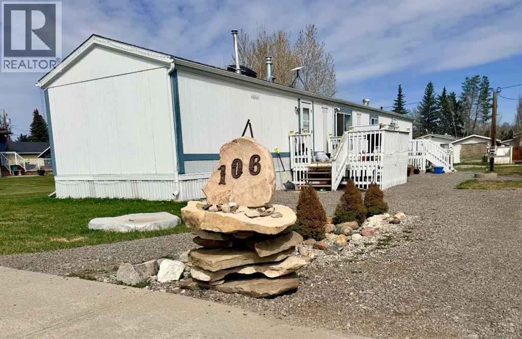 106 3 Avenue, leslieville, Alberta