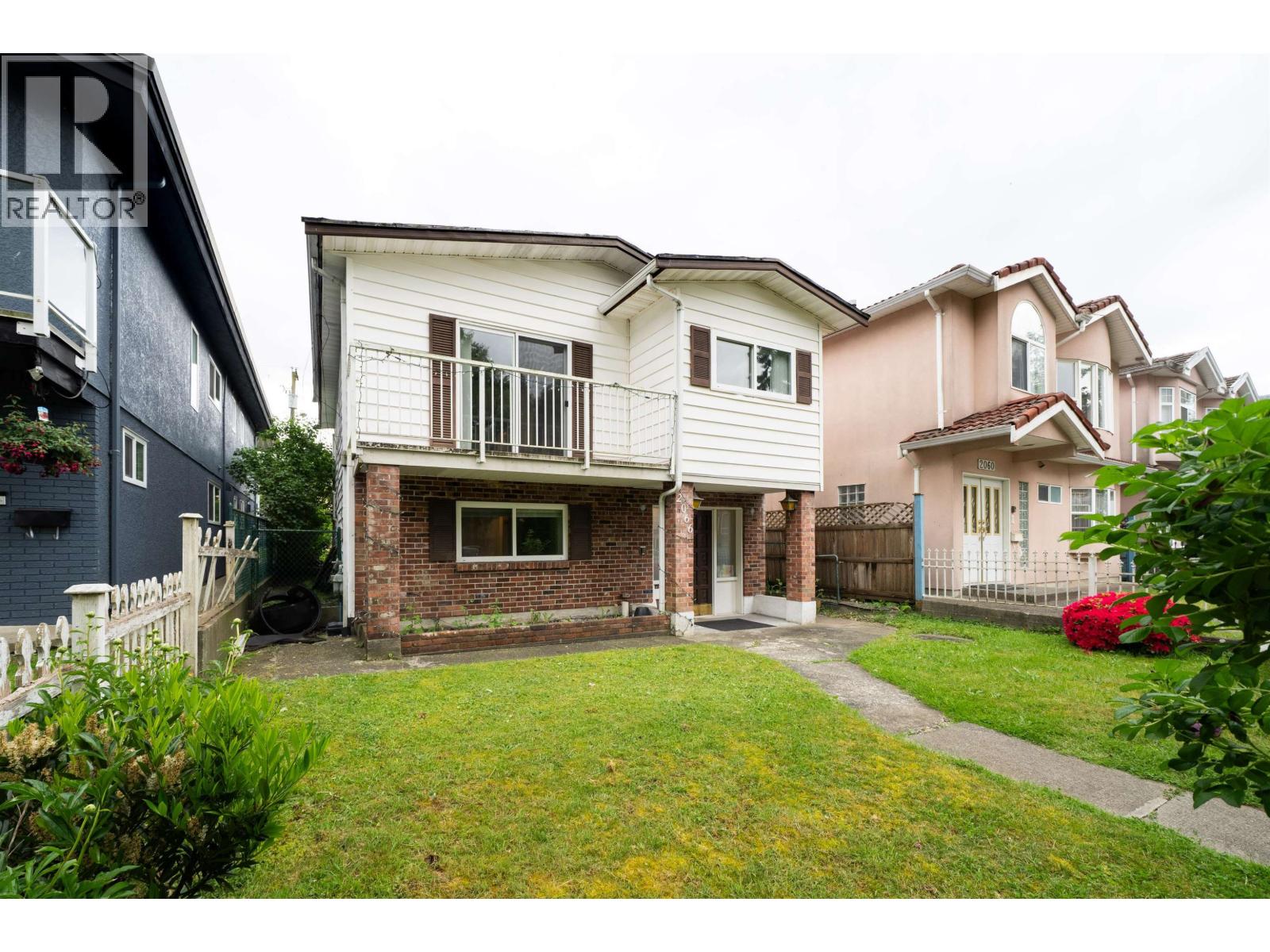 2066 E 23rd Avenue, Vancouver, British Columbia  V5N 2V1 - Photo 3 - R3124077