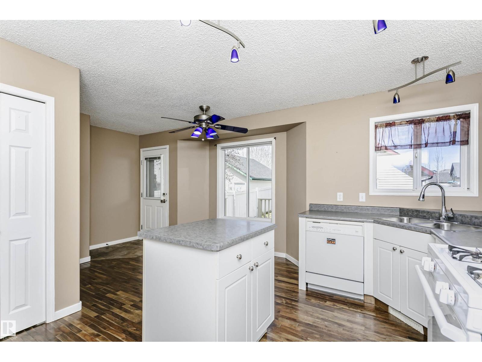 4108 Tompkins Wy Nw, Edmonton, Alberta  T6R 3B7 - Photo 14 - E4487876