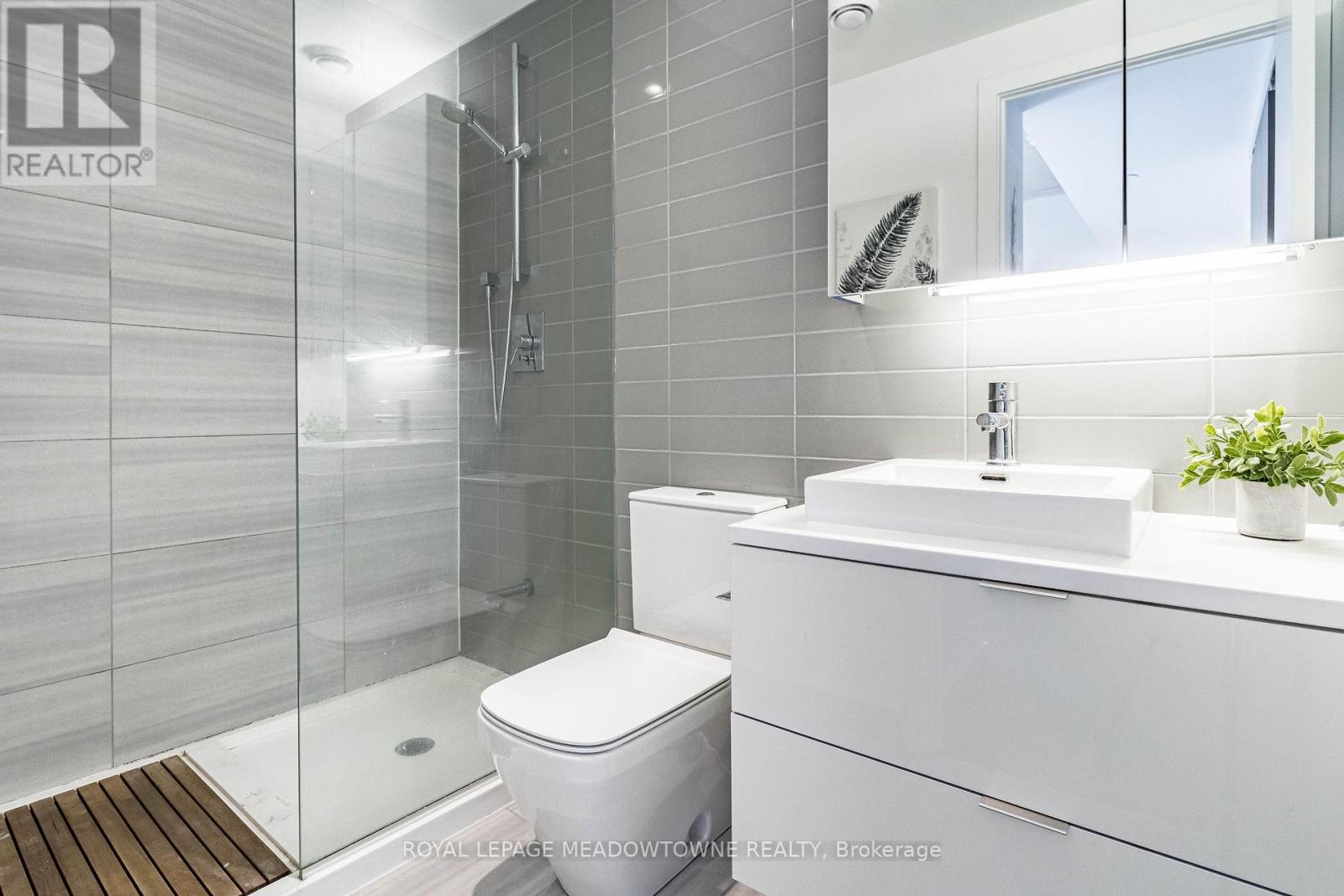 1902 - 170 Bayview Avenue, Toronto, Ontario M5A 0M4 - Photo 35 - C13131496