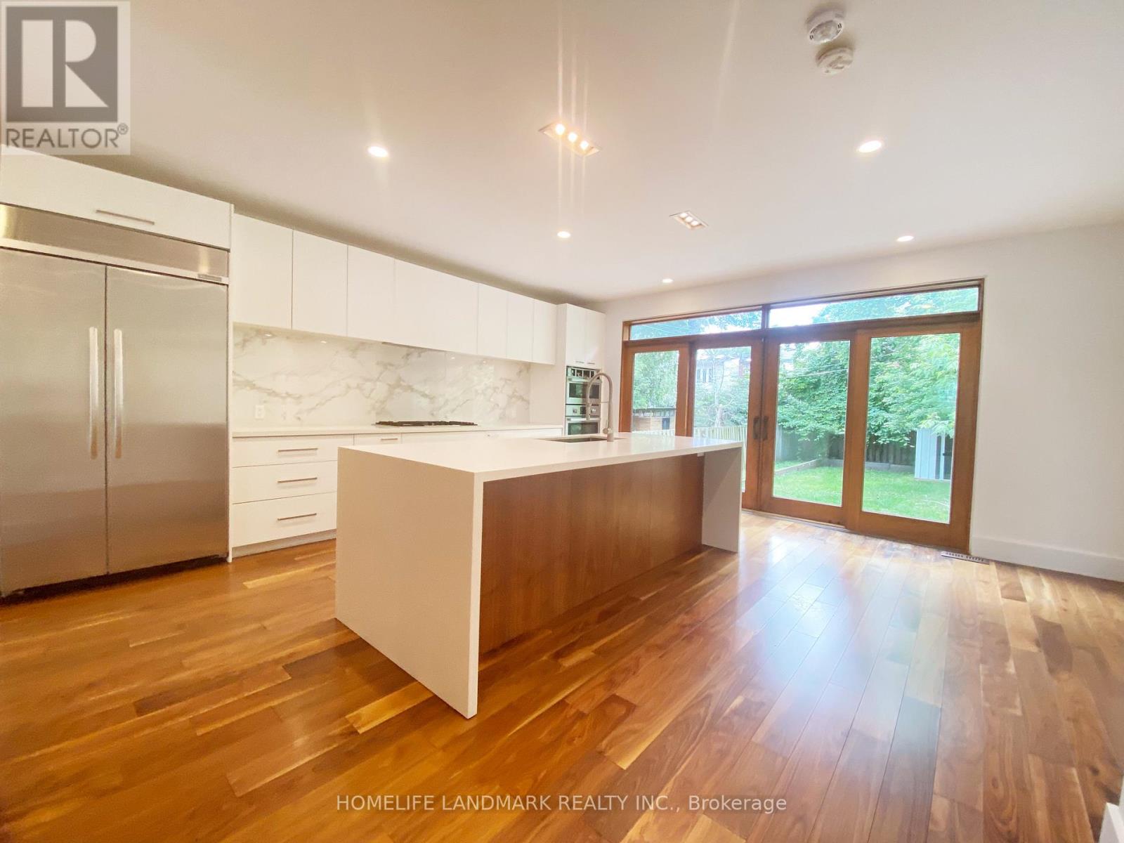 32 ELMER AVENUE, Toronto, Ontario