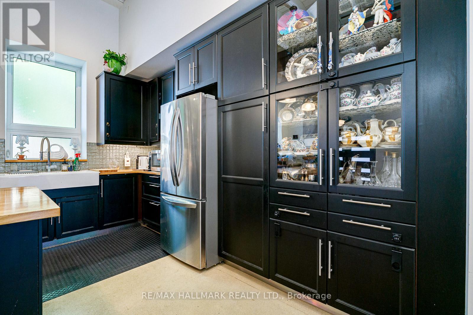 3 - 57 Cambridge Avenue, Toronto, Ontario  M4K 2L2 - Photo 9 - E13131502