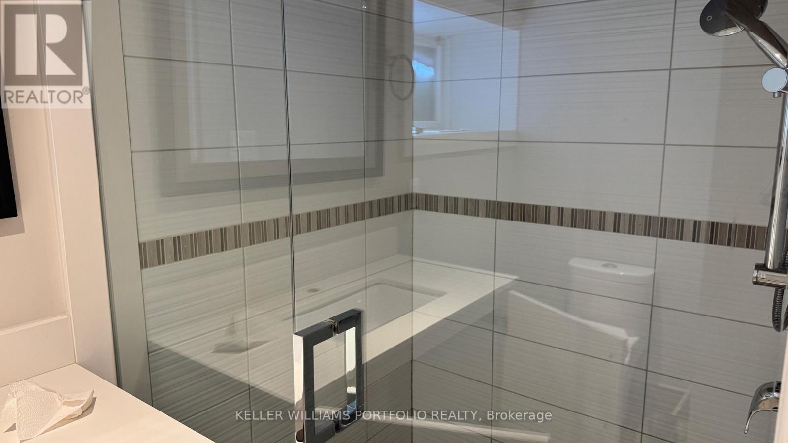 Lower - 62 Nealon Avenue, Toronto, Ontario  M4K 1Z2 - Photo 4 - E13131516