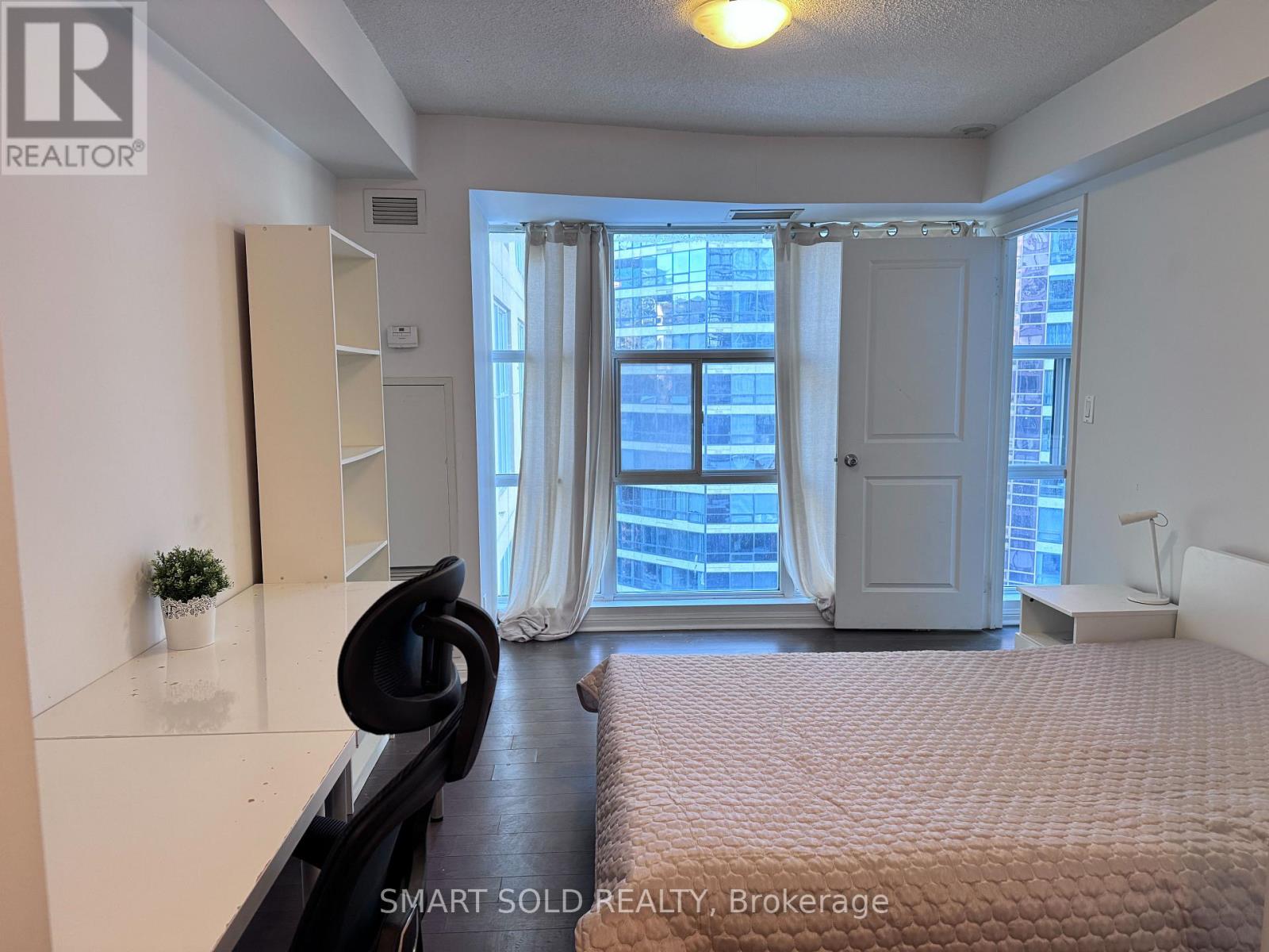 1107 - 11 St Joseph Street, Toronto, Ontario  M4Y 3G4 - Photo 18 - C12745798