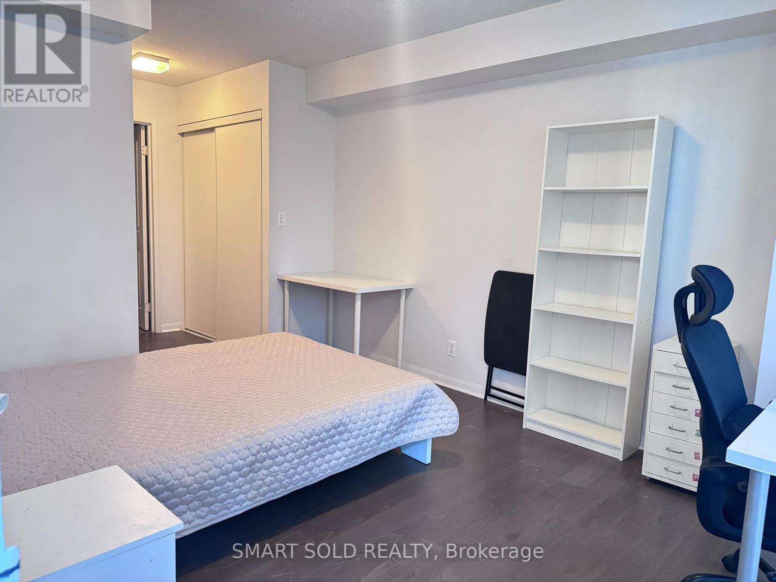 1107 - 11 St Joseph Street, Toronto, Ontario  M4Y 3G4 - Photo 16 - C12745798