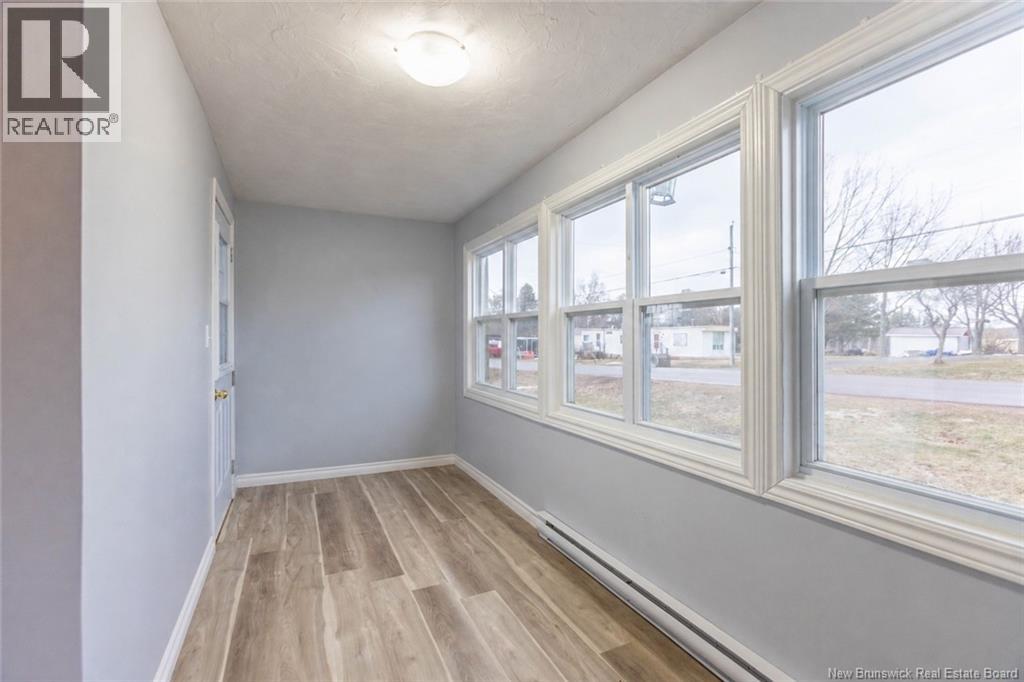 15 Stephens Drive, Sackville, New Brunswick  E4L 1J5 - Photo 2 - NB135423