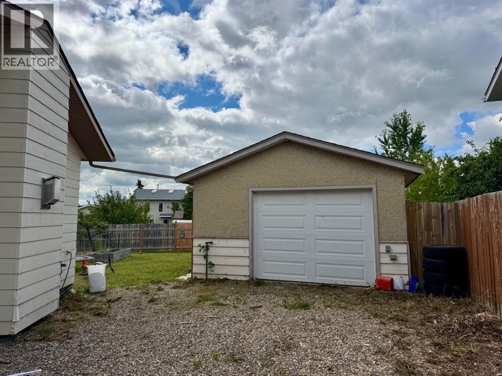11721 103 Avenue, Fairview, Alberta  T0H 1L0 - Photo 2 - A2293771
