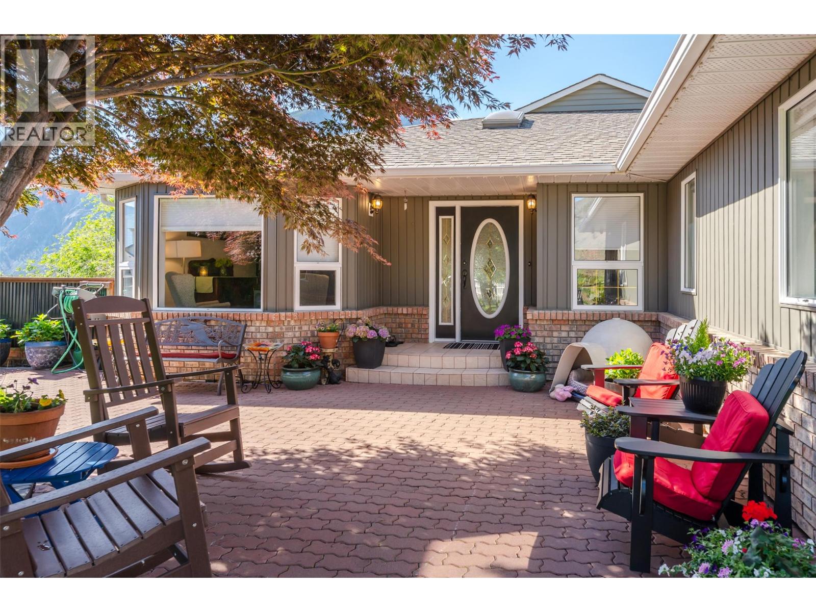 101 2nd Avenue, Keremeos, British Columbia  V0X 1N2 - Photo 68 - 10387620