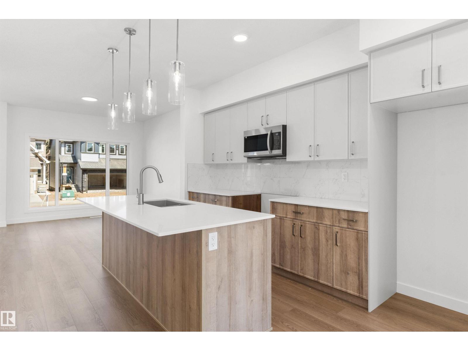 20703 43 Av Nw, Edmonton, Alberta  T6M 3E3 - Photo 12 - E4487881