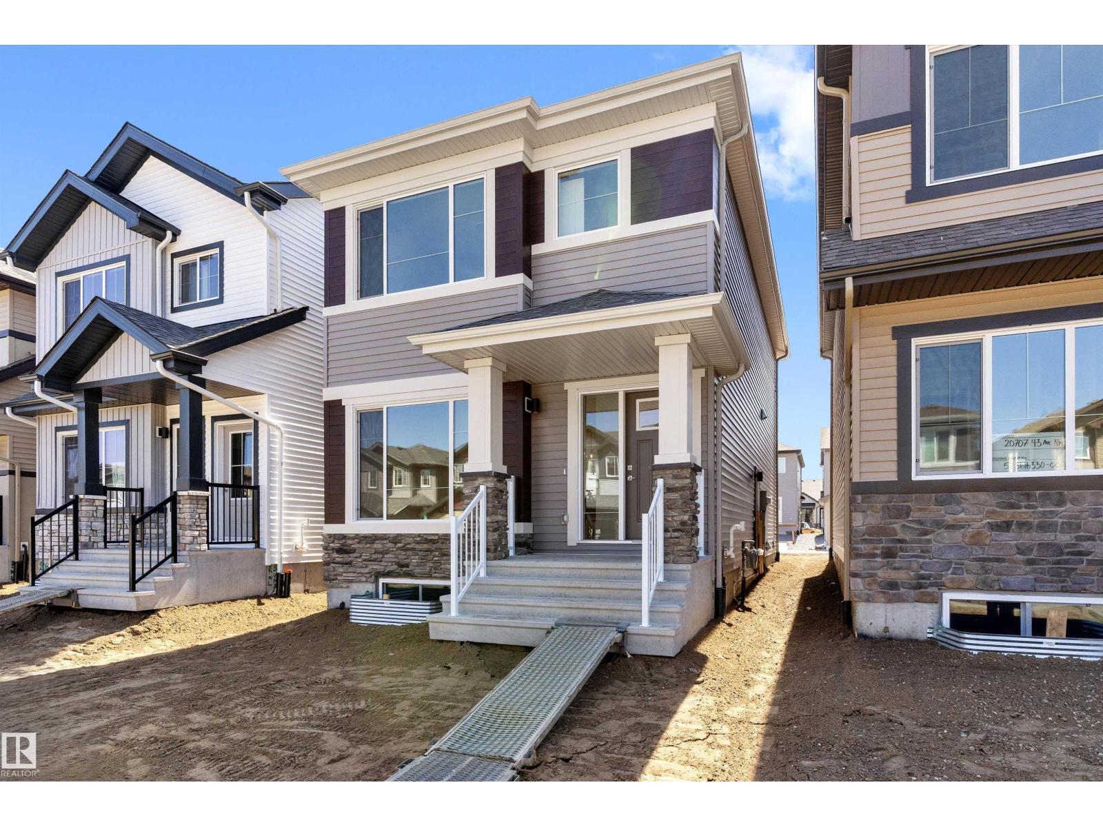 20703 43 Av Nw, Edmonton, Alberta  T6M 3E3 - Photo 2 - E4487881
