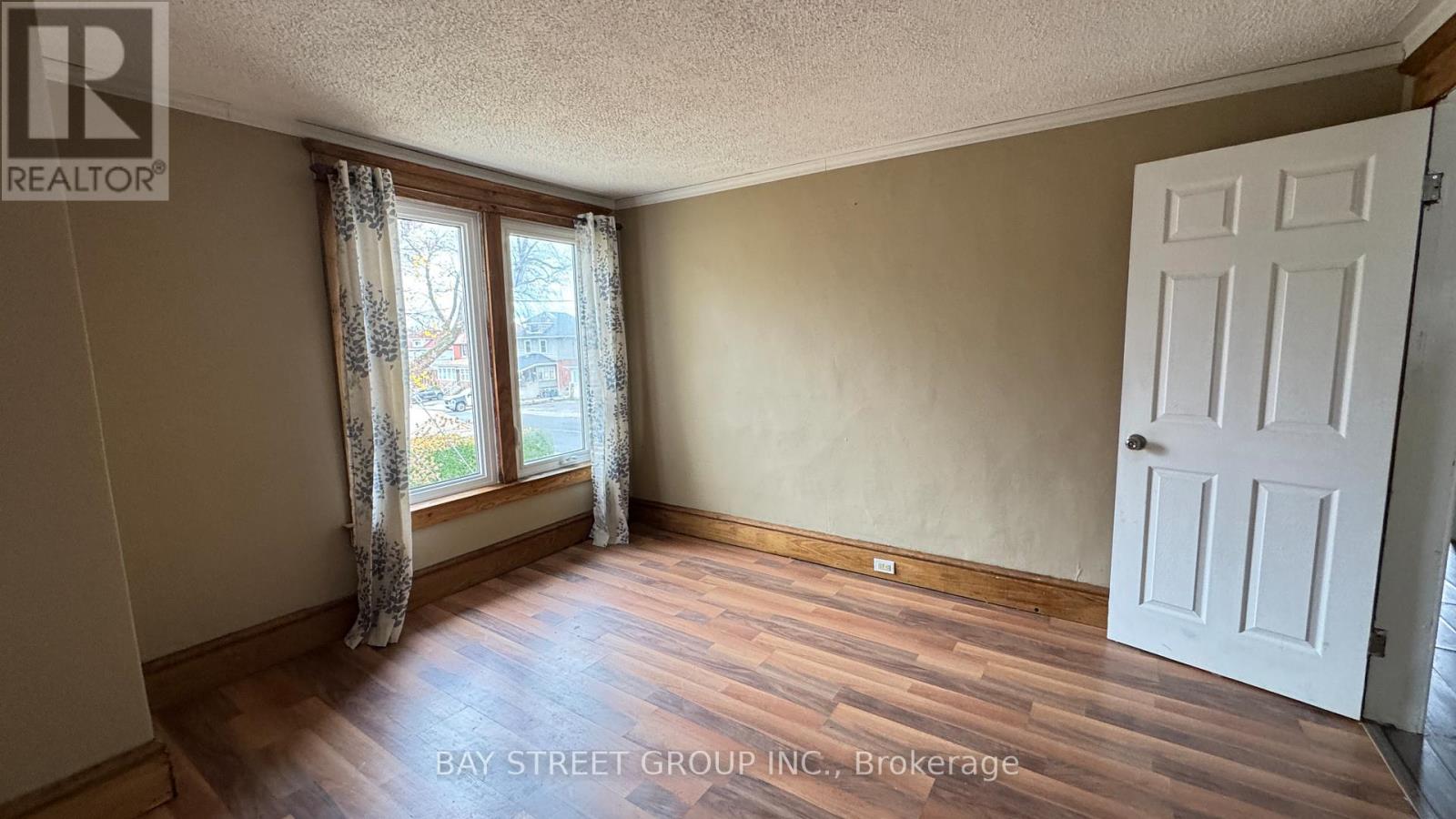 Upper - 5114 Mcrae Street, Niagara Falls, Ontario L2E 1P5 - Photo 10 - X13131510