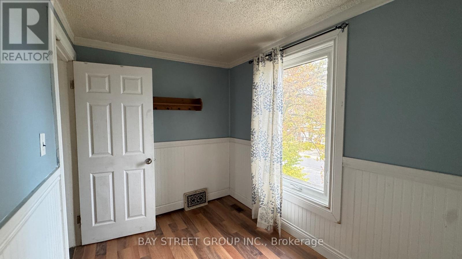Upper - 5114 Mcrae Street, Niagara Falls, Ontario L2E 1P5 - Photo 14 - X13131510