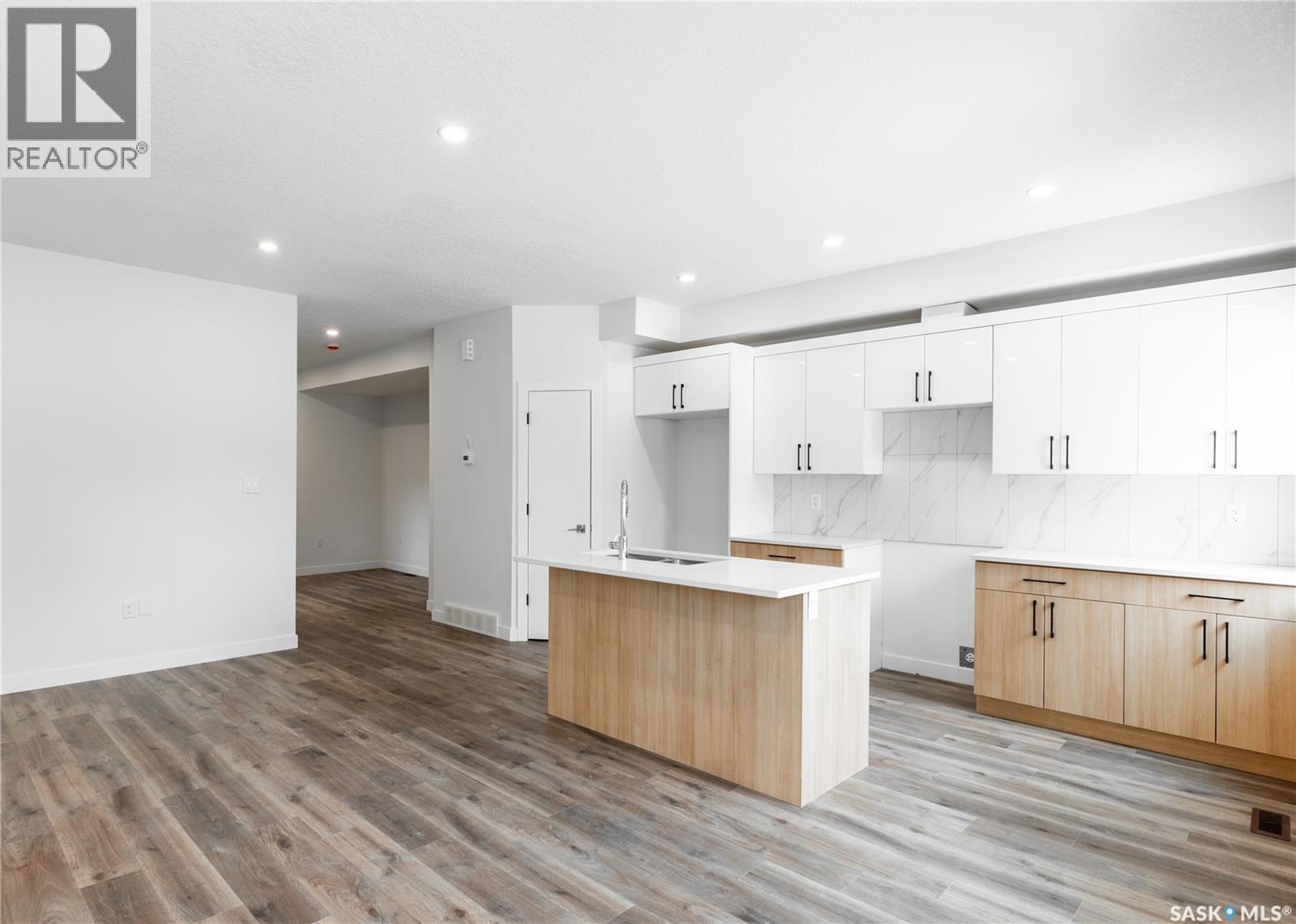 4513 Green Brooks Way E, Regina, Saskatchewan  S4V 3K5 - Photo 3 - SK033965