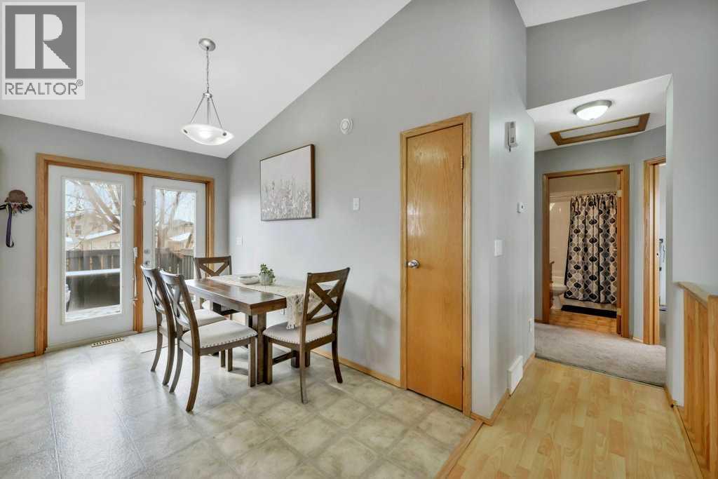 176 Westgate Crescent, Blackfalds, Alberta  T4M 0J9 - Photo 12 - A2302726
